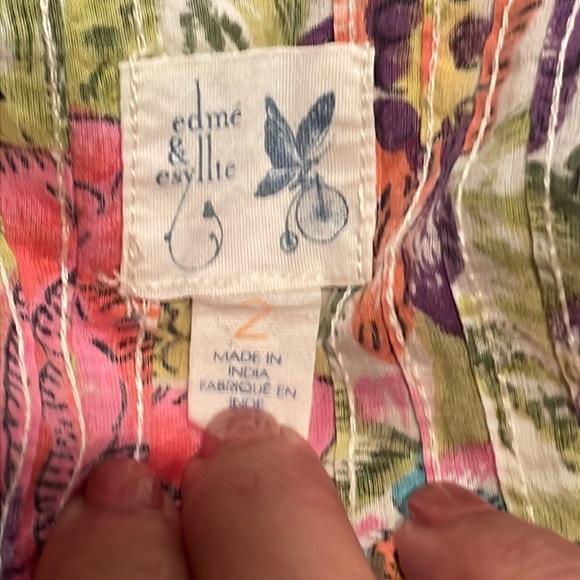 Anthropologie flower top size 2 - Picture 2 of 4